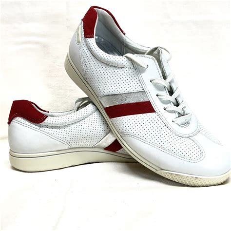 ecco tennis shoes womens